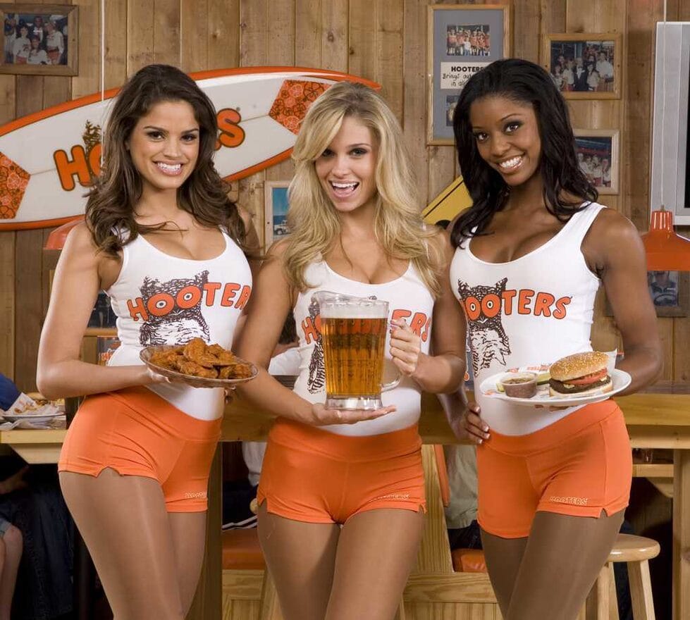 hooters kaise shuru huva