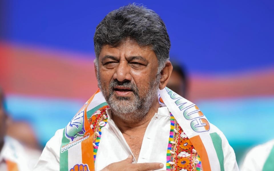 how dk shivakumar became rich?