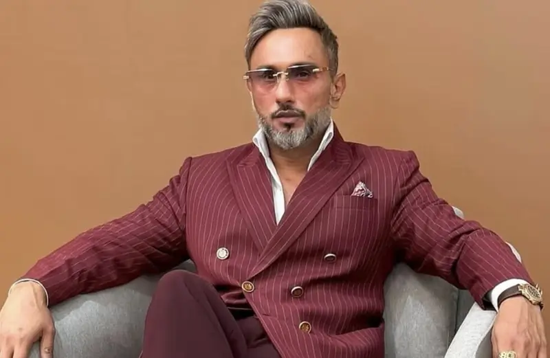 How rich is honey singh?